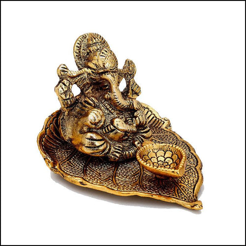 Ganesh Diya on Leaf - Green Ninja